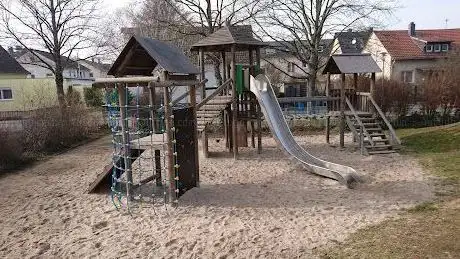 Photo de Kinderspielplatz Dr. Hans-Böckler-Platz