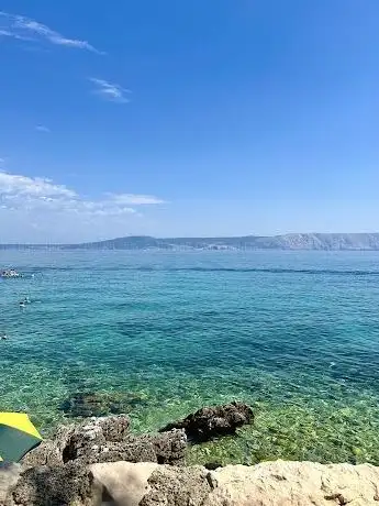 Photo de Novi Vinodolski obala