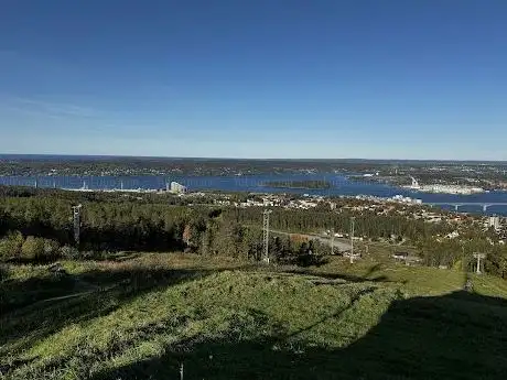 Photo de Södra Bergets utsiktstorn