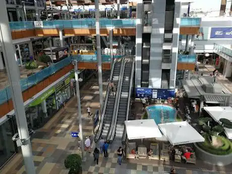 Photo de Habaneras Shopping Centre