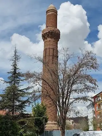 Photo de Egri Minaret