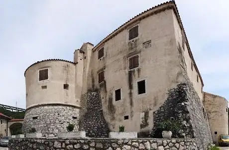 Photo de Frankopan Quadrangular Castle