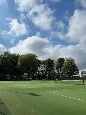 4 Ringsend Park Tennis Courts