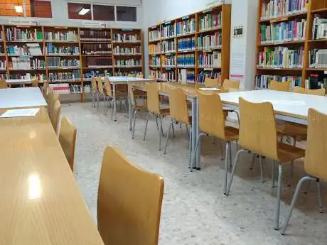 Photo de Luis Cernuda Municipal Public Library