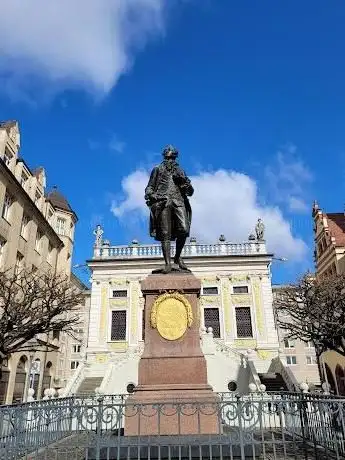 Photo de Statue of Goethe