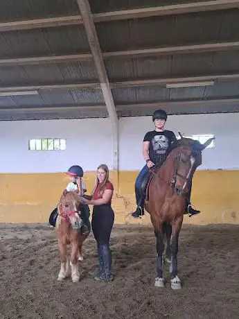 Photo de CLUB HIPICO LA BLANCA PALOMA