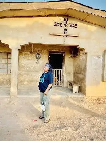 Photo de Olupo of Oluponna's Palace