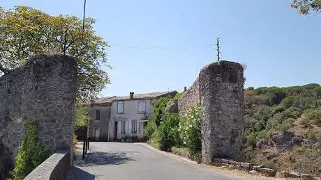 Photo de Office de Tourisme Grand Carcassonne - Antenne Cabardès Montolieu village du livre