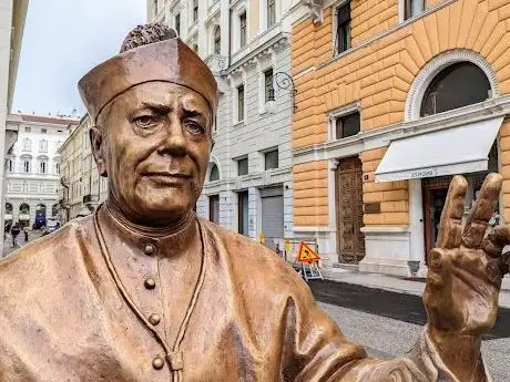 Photo de Statua Antonio Santin