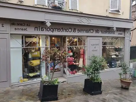Photo de L'Envers du décor - La Cane de Jeanne