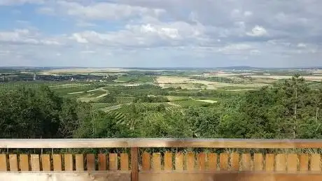 Photo de Aussichtswarte Pulkau