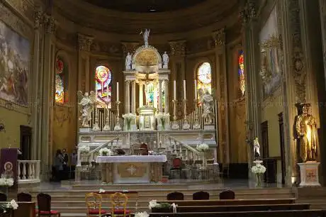 Photo de Church of Saint Apostles Peter and Paul