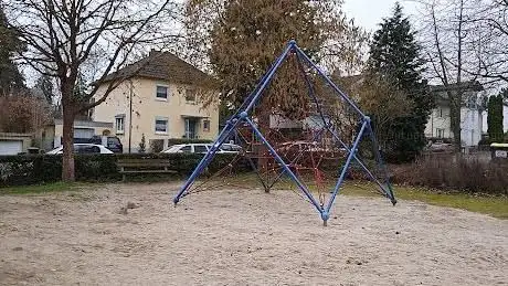 Photo de Spielplatz Richard-Wagner-Straße