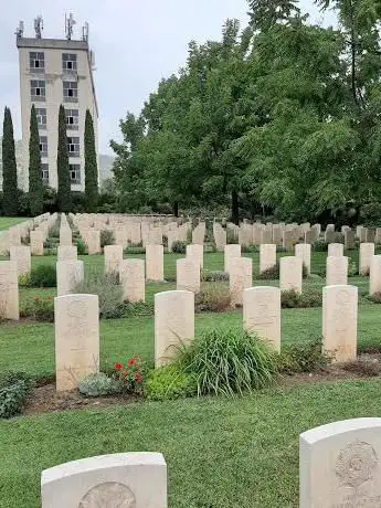 Photo de Caserta War Cemetery