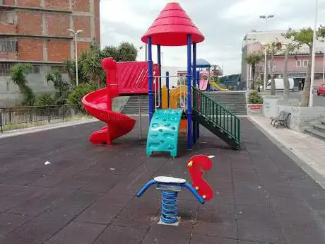Photo de Parco giochi comunale