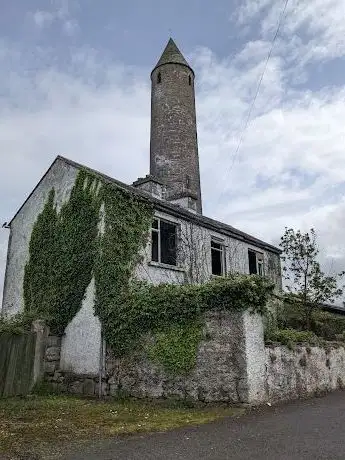 Photo de Round Tower