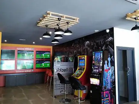 Photo de Salón de Juegos La Bañeza