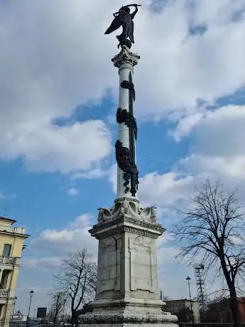 Photo de Monumento alla Vittoria