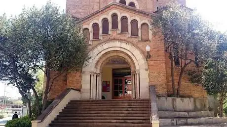 Photo de Església nova de Santa Eulà lia de Provençana