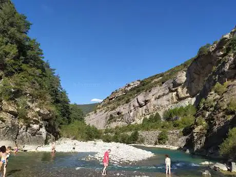 Photo de Pozas Rio Ara