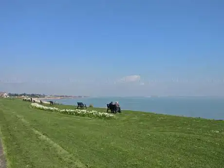 Photo de Lee-on-Solent Fleet Air Arm Memorial