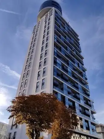 Photo de Neuer Henninger-Turm - Frankfurt-Süd (Sachsenhausen)