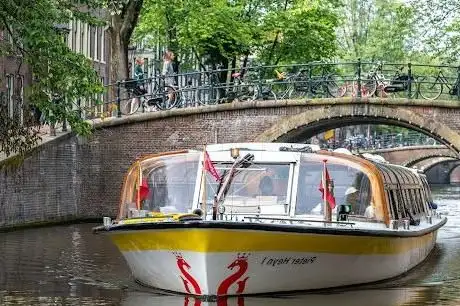 Photo de Stromma Canal Tours- Central Station - Middenkom