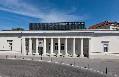 Foto de Arnulf Rainer Museum