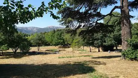 Photo de Castle Park of Buzine