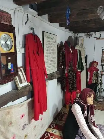 Photo de HALİL ATILGAN KÜLTÜR SANAT VE SANAT EVİ