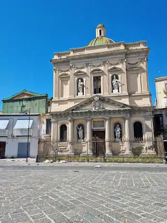 Photo de Église Santa Croce e Purgatorio al Mercato
