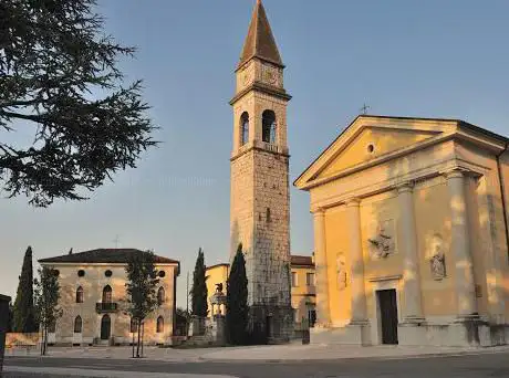 Photo de Church of Saint Mark