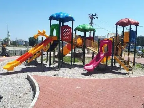 Photo de Çukurovapark Adana Children's Playground