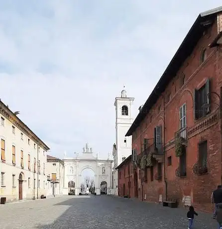 Photo de Ufficio Turistico di Cherasco