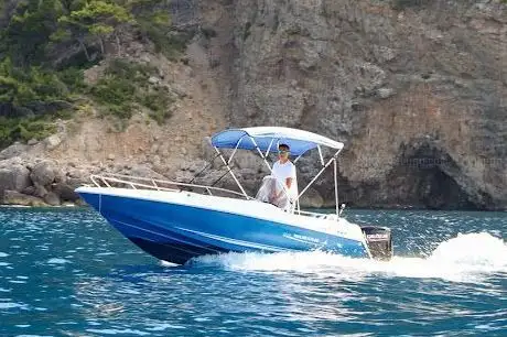 Photo de Rent a boat Vrsar - Istra