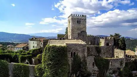 Photo de Castello Teofilatto