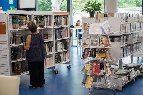 Photo de Biblioteca LluÃs Barceló i Bou