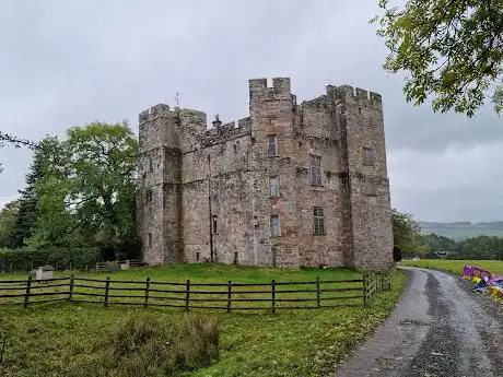 Photo de Dacre Castle