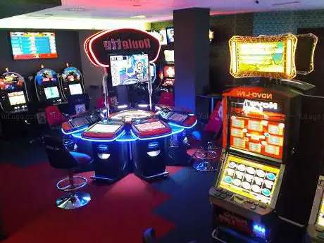 Photo de Universo Salón De Juego Y Apuestas Deportivas Universitas