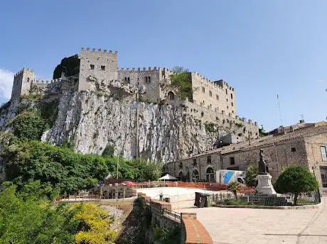 Photo de Caccamo's Castle