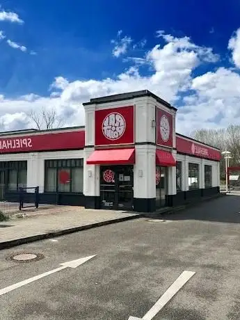 Photo de PLAY POINT Spielhalle