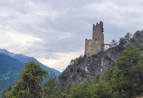 Photo de Burg Schrofenstein