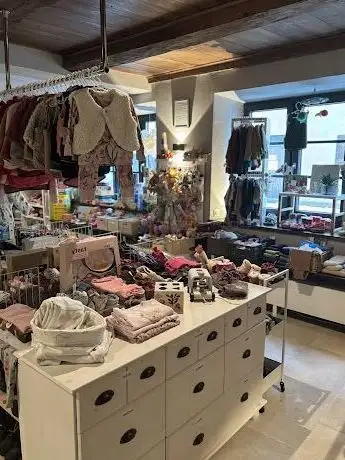 Photo de Lamara - Schönes aus 2. Hand Kinder Second Hand Traunstein
