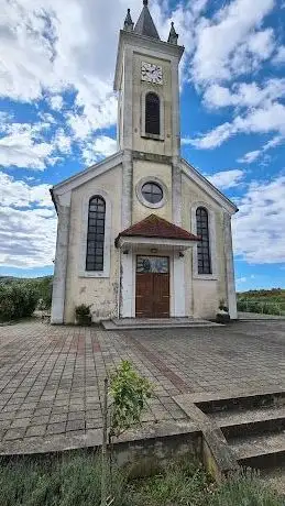 Photo de Church of the Queen of Peace
