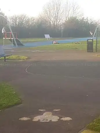 Ligoniel Park