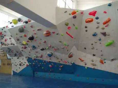 Photo de Vertical Wall Climbing Lisbon