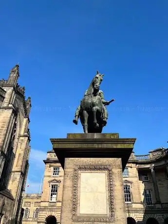 Photo de Statue of James Braidwood
