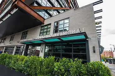 Photo de Landmark's Atlantic Plumbing Cinema