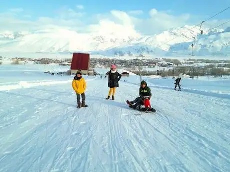 Photo de Ovacik Kayak Merkezi