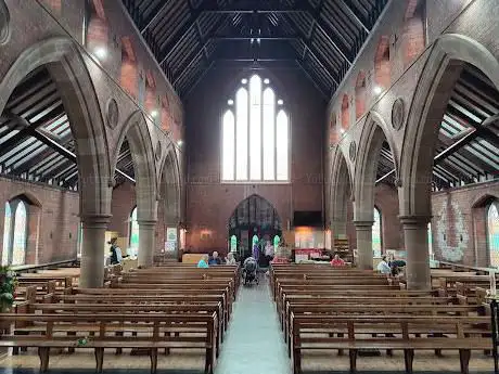 Photo de St Barnabas Church (C of E)